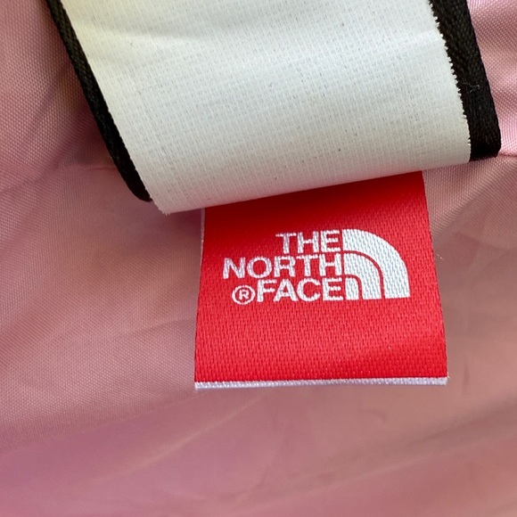 The North Face 550 Pink Puffer Jacket with feather down Girls XL WOMENS XS - Picture 15 of 17